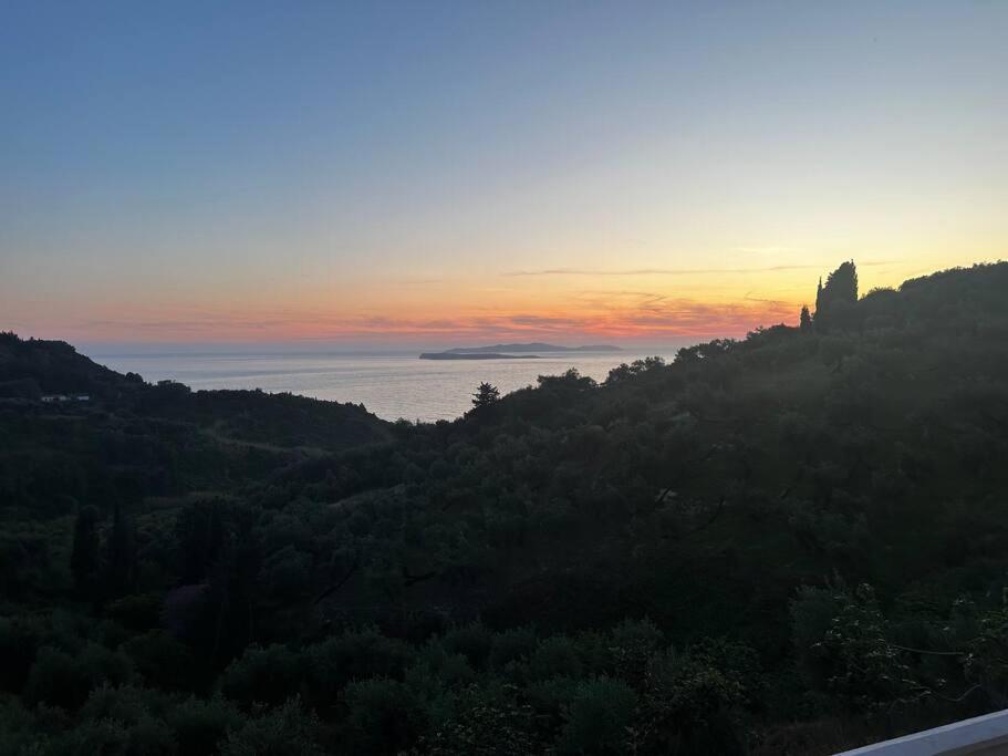 Long View Villa *