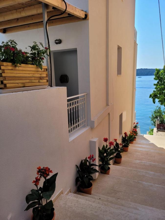 Trl Lefkada Nydri (Lefkada)