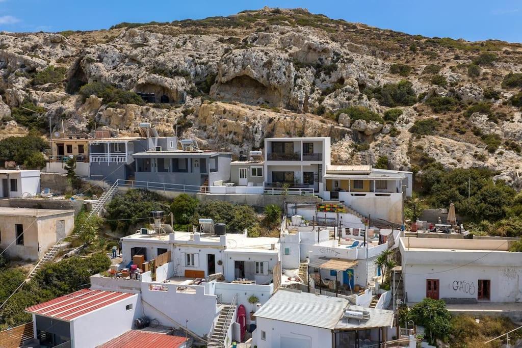 Nieva 1 * Matala (Crete)