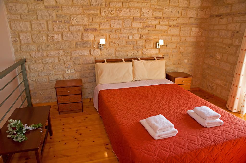 Enastron Villas