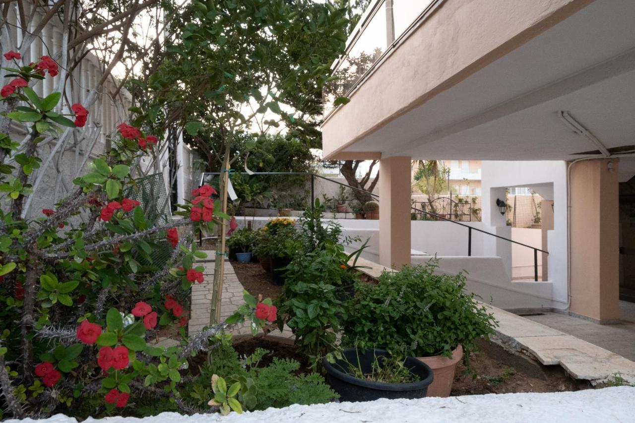 Amazing Sea View, Port, Athens Airport, Self-check-in Apartment
