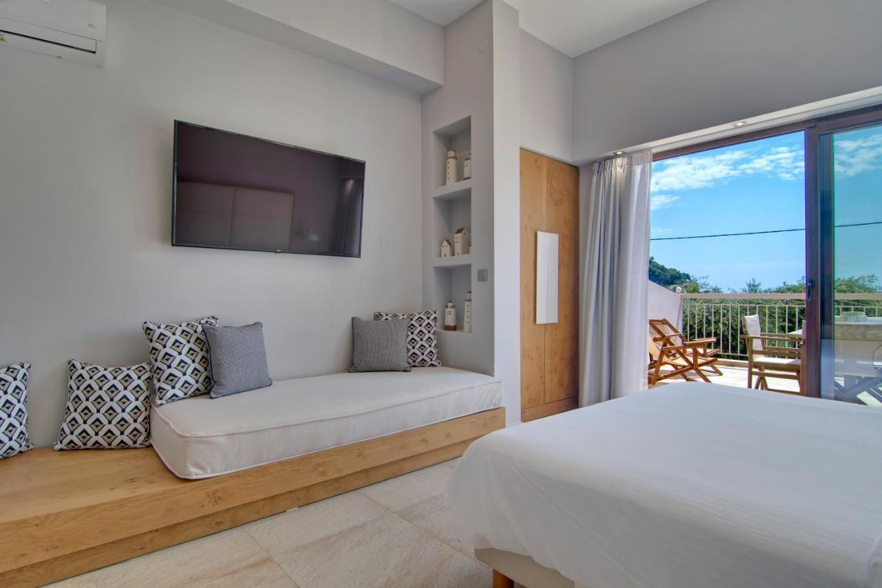 Valtos Hotel 4*