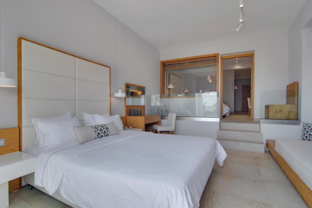 Valtos Hotel 4*