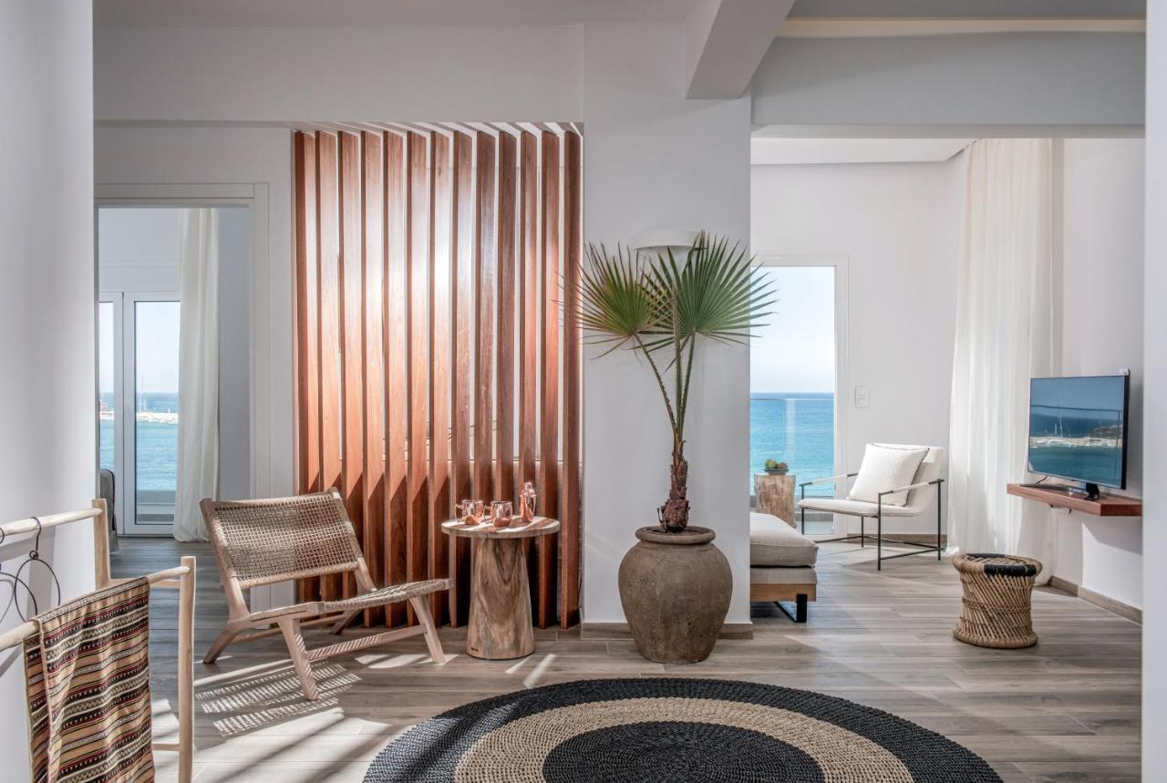 Apartment Khroma Luxury 1 Front *