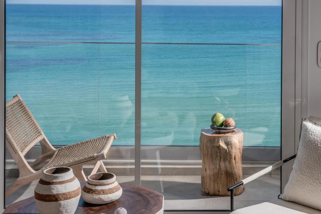 Khroma Luxury 1 Front * Hersonissos (Crete)