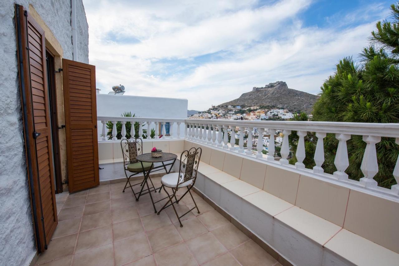 Bunnyfoot: Of 135 Sqm In Leros.