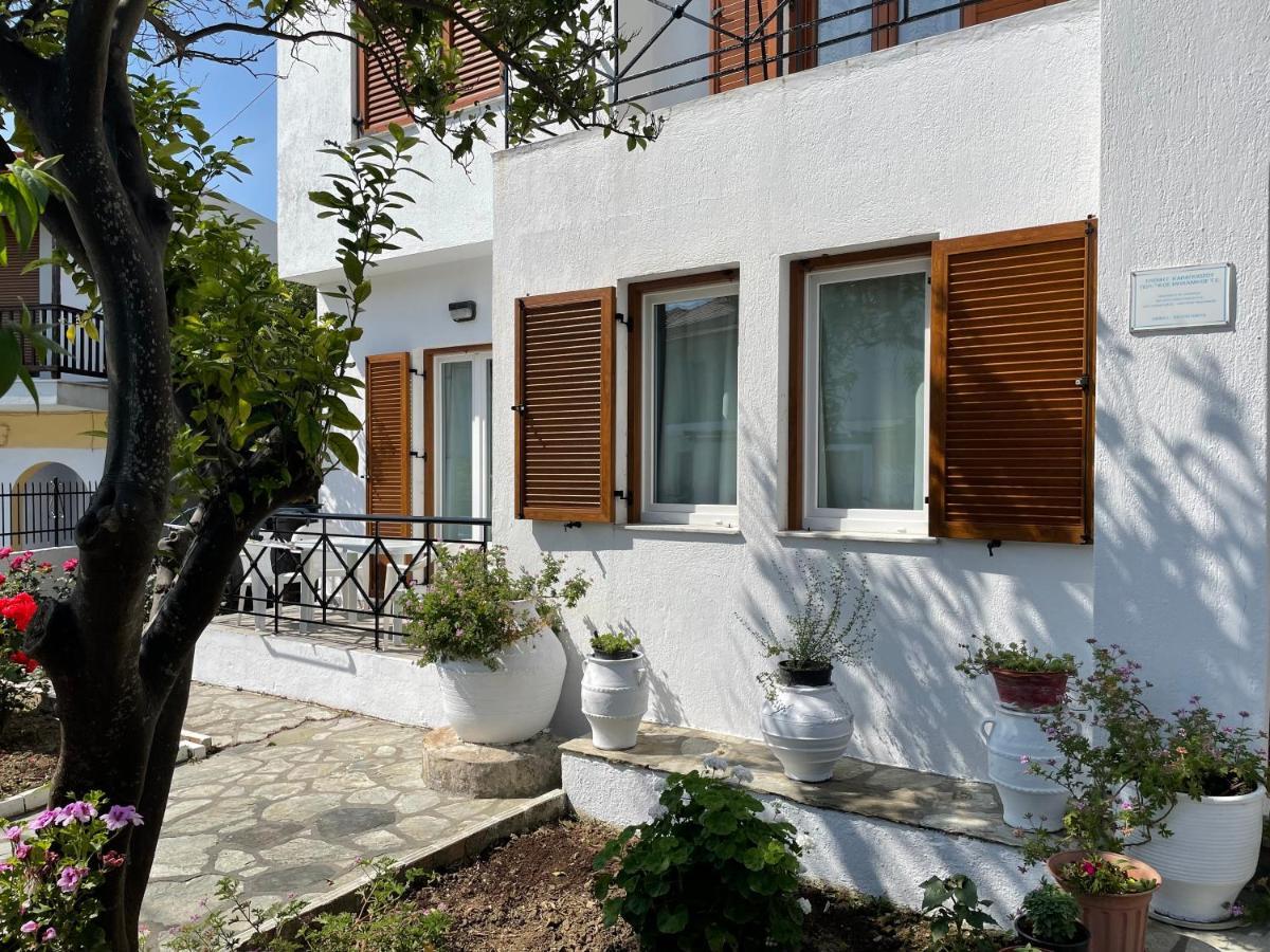 Apartment Karagiozos Studios &