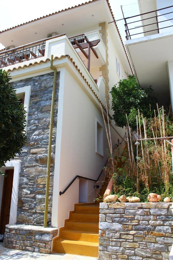 Holiday home Anarrousa &