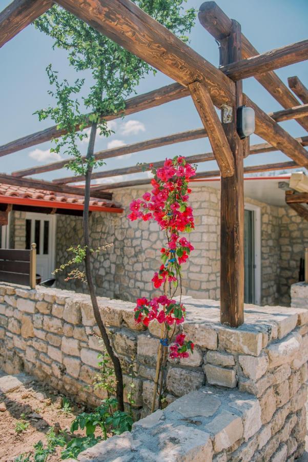 Acrocorinth Apartment