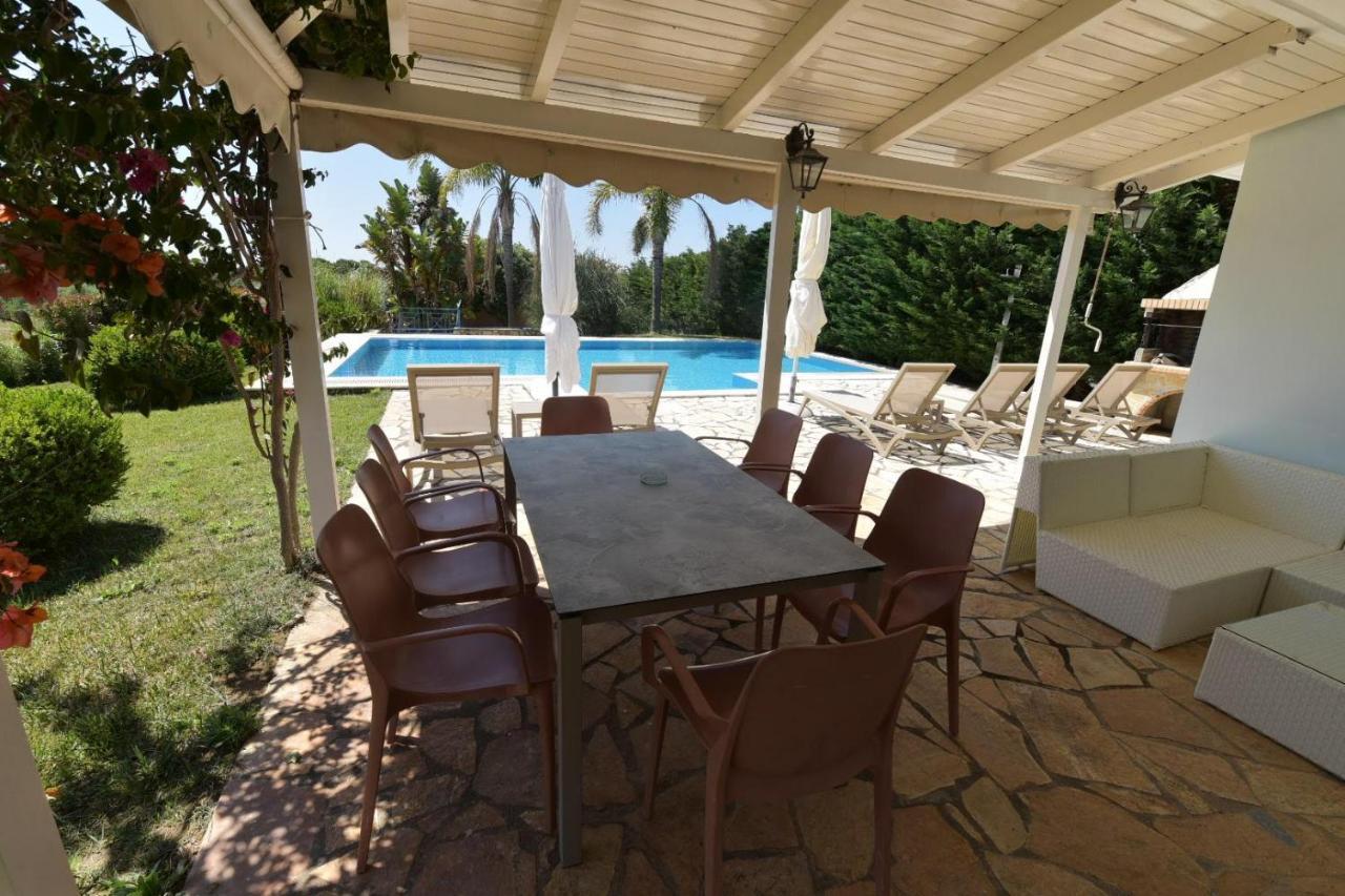 Iridia Villa Foiniki