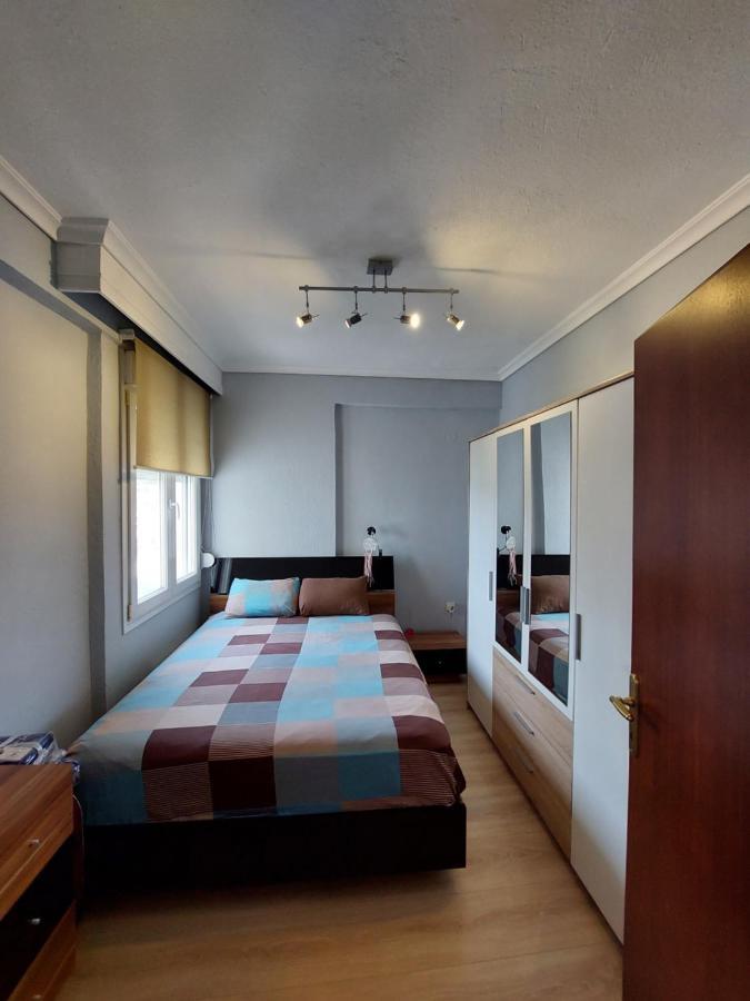 Bright View Apartment *