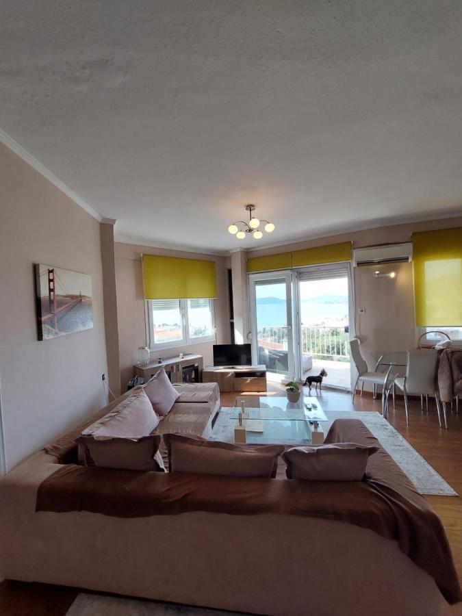 Apartment Bright View