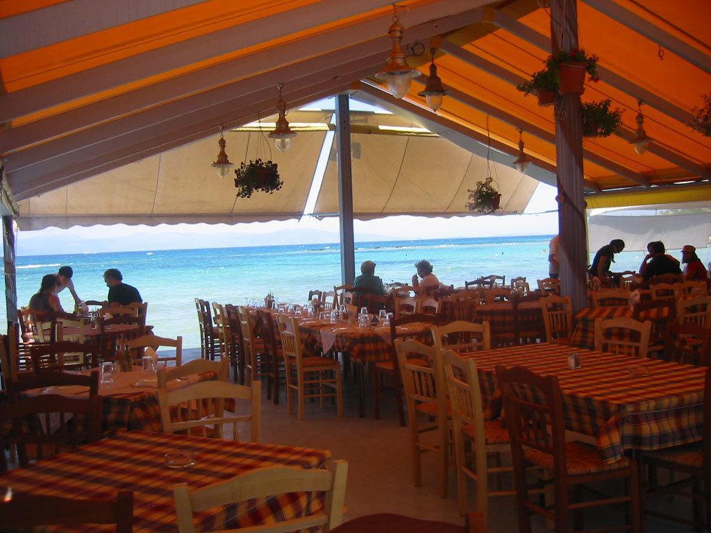 Avra Hotel Aegina
