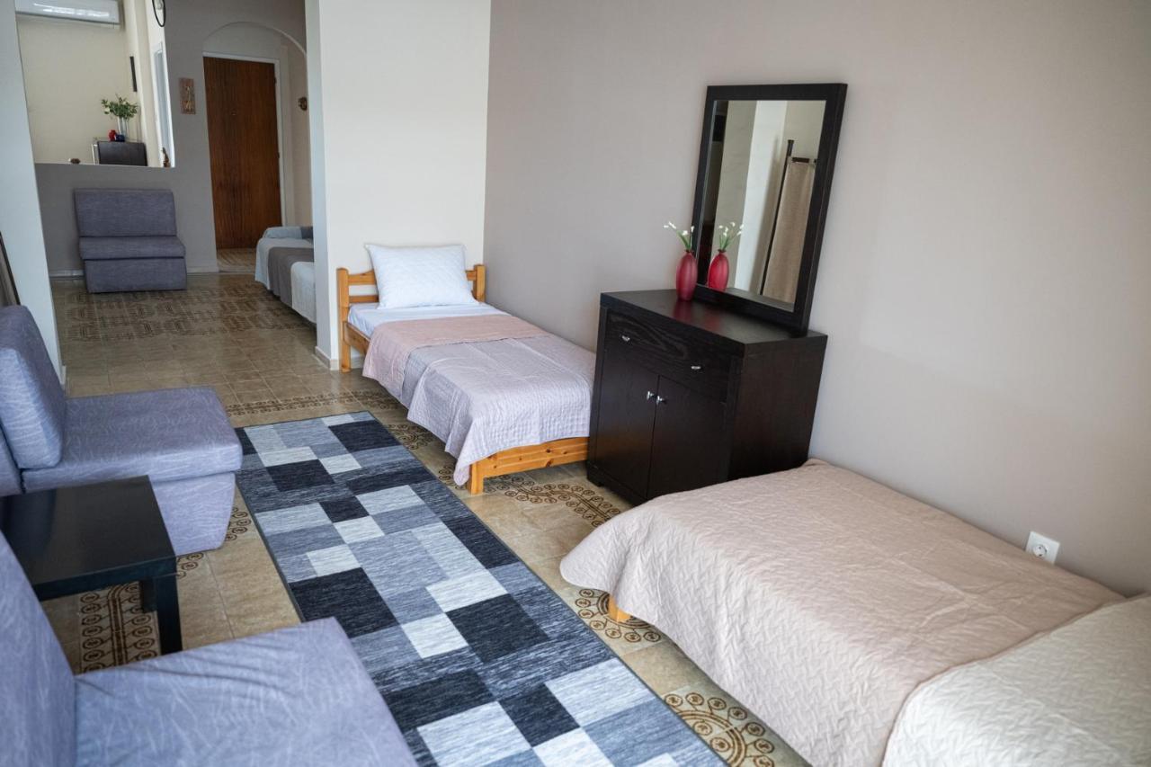 Kleio Apartment