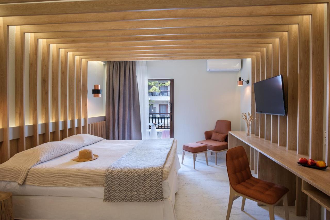 Bourtzi 4* Skiathos Town