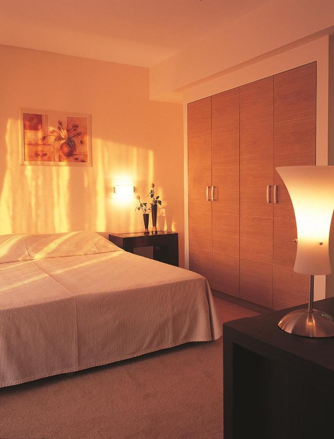 Airotel Achaia Hotel 4*