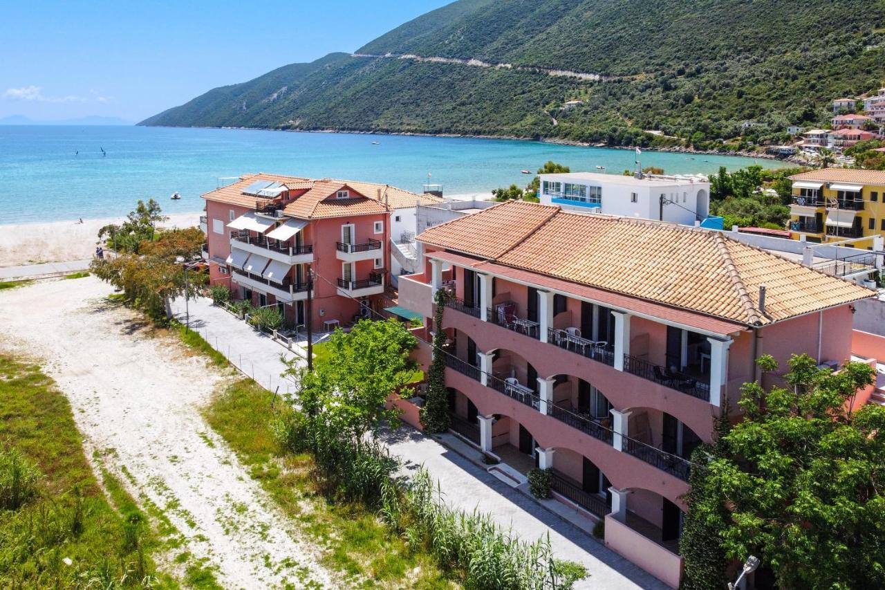 Apollon Apartment