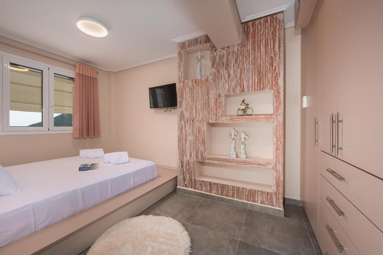 Nikole's Luxury 180m2 Holiday home *