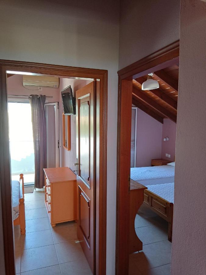 Batolios * Agios Georgios (Corfu)