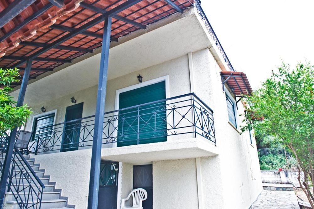 Alexander's Garden House Oropos