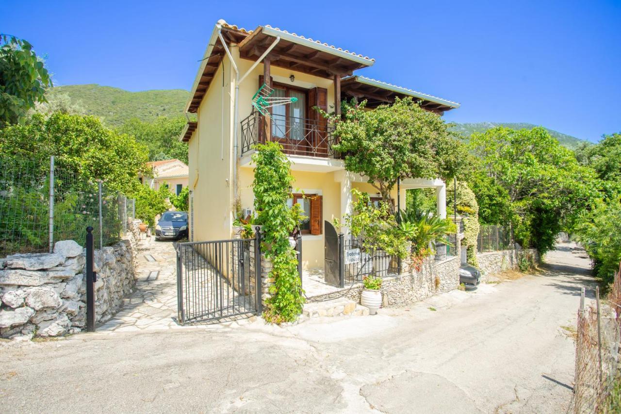Holiday home Traditional Family Southern Lefkada Sivros