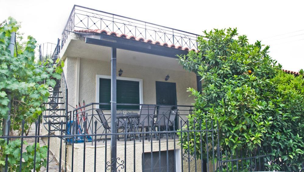 Alexander's Garden House Holiday home