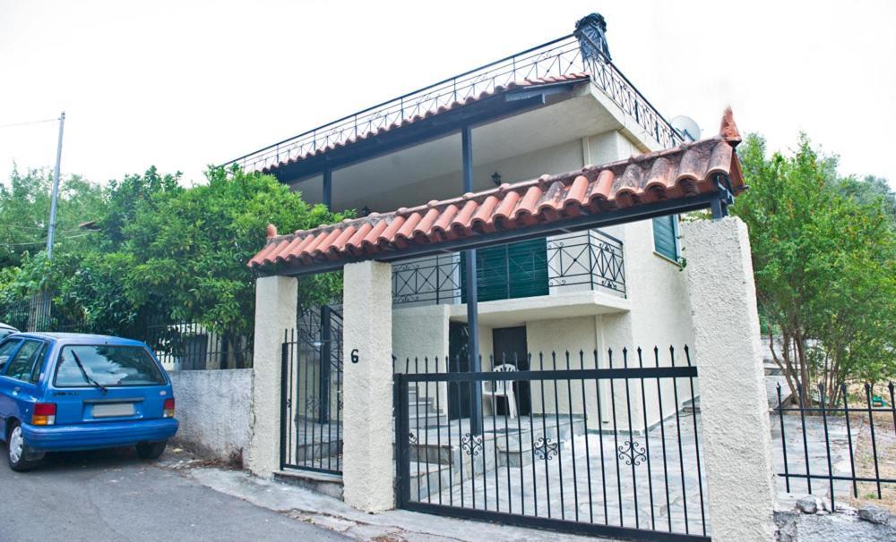 Alexander's Garden House Oropos