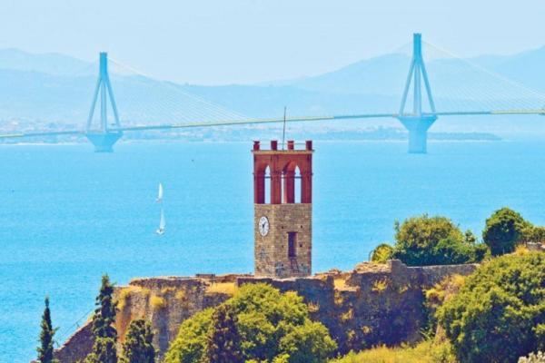 Clock's House Apartment Nafpaktos