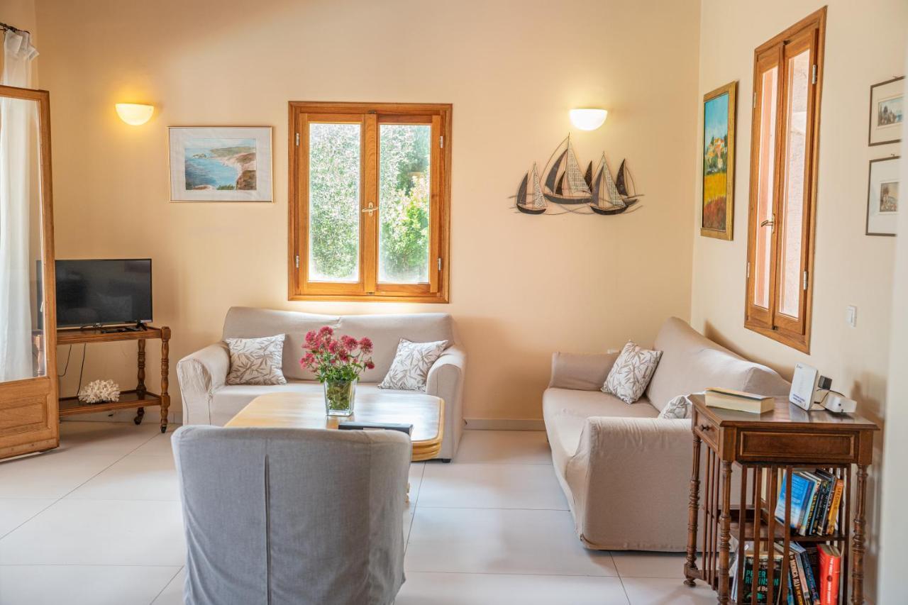 Villa Helios Sea View & Private Pool Near *