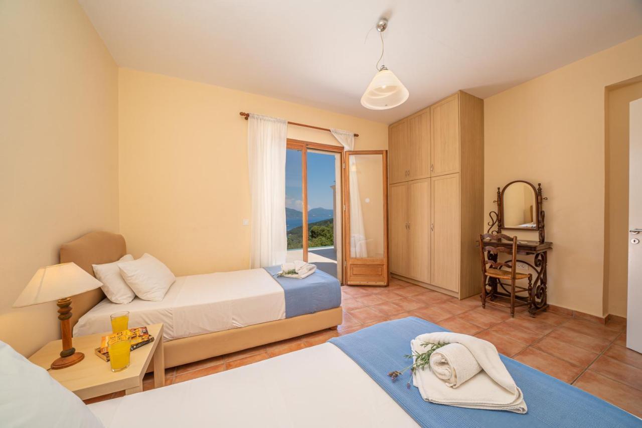 Helios Sea View & Private Pool Near Villa Fiskardo