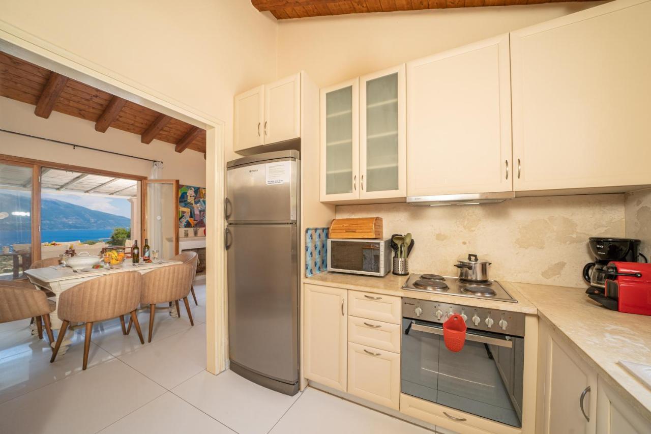 Villa Helios Sea View & Private Pool Near Fiskardo