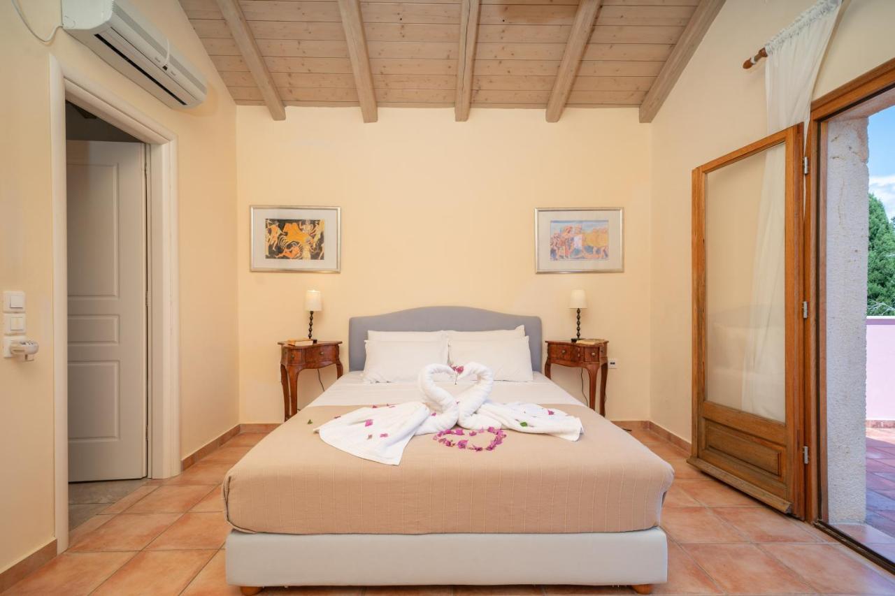 Villa Helios Sea View & Private Pool Near Fiskardo