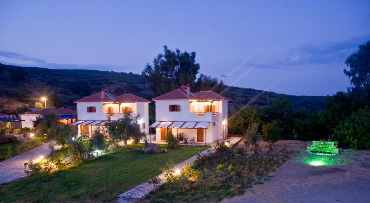 Mikro Xorio Aparthotel 3*