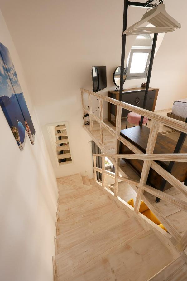 Villa Misilia Santorini Cycladic House With Jacuzzi *
