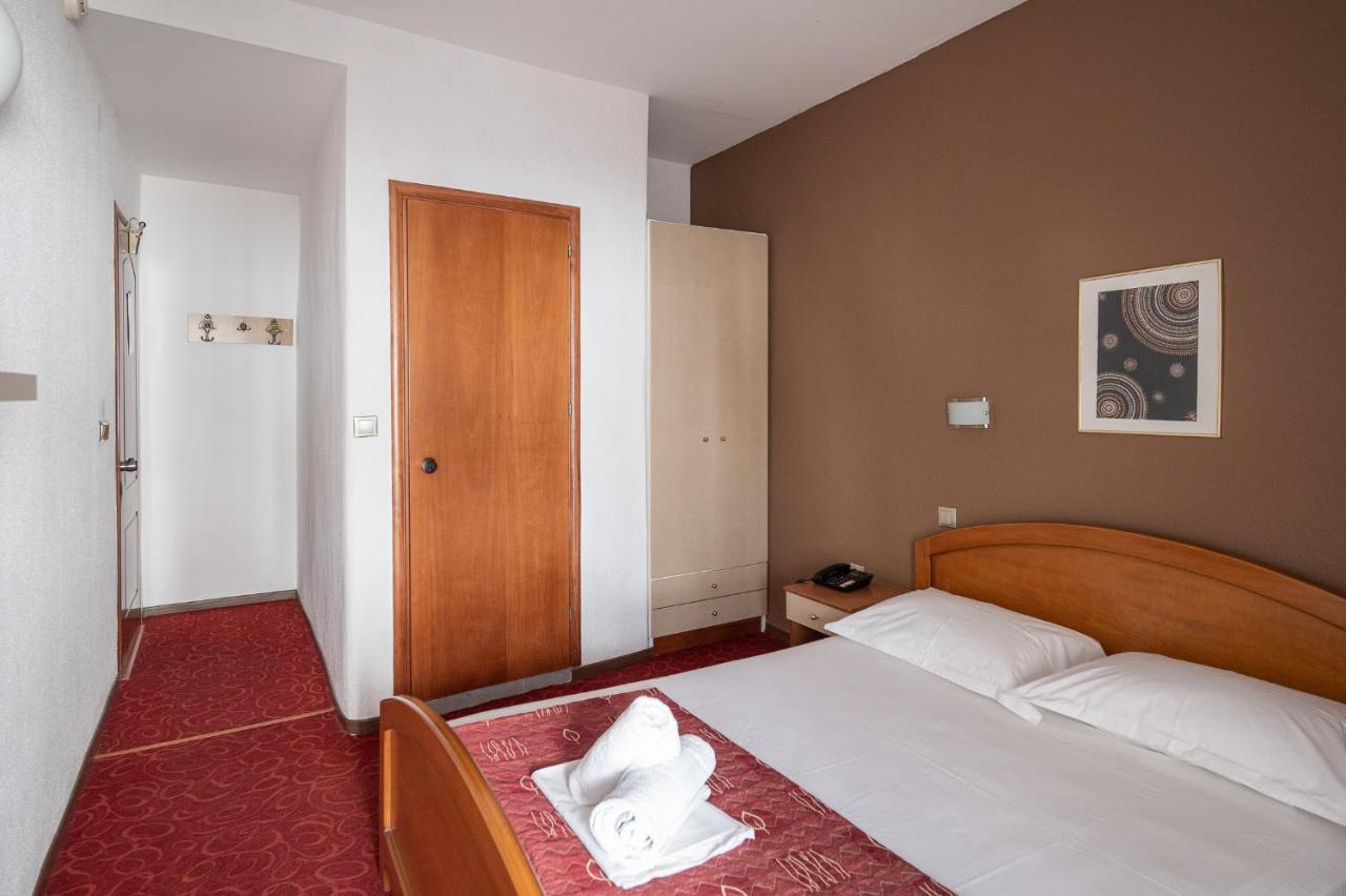 Hotel Akropol 3*