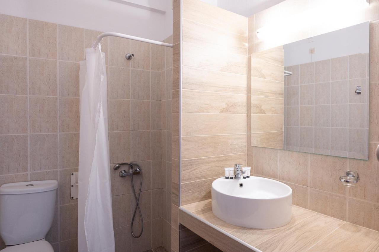 Hotel Akropol 3*