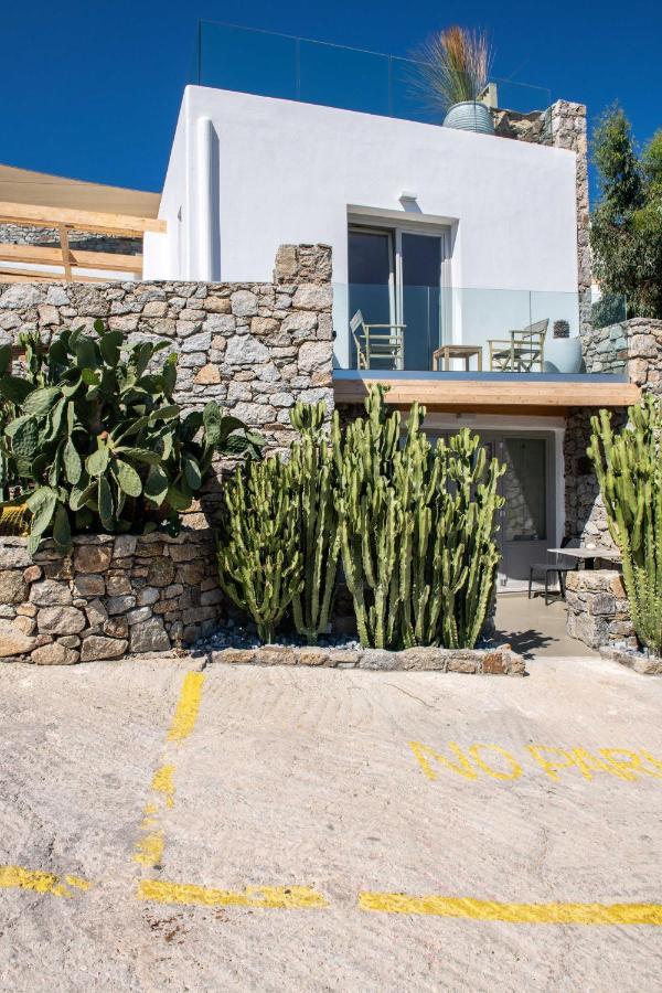 Lilium I * Psarou (Mykonos)