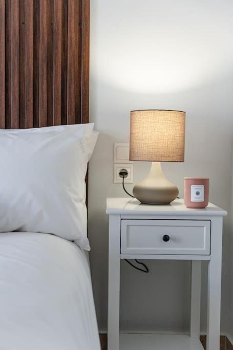 #t33 Chic 2br In The Centre Of Apartment