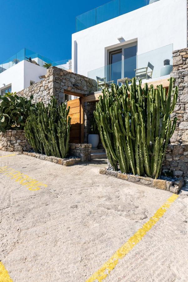 Lilium I * Psarou (Mykonos)