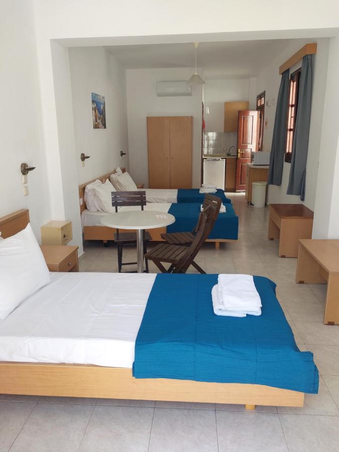 Philippos & Apartment Lindos (Rhodes)