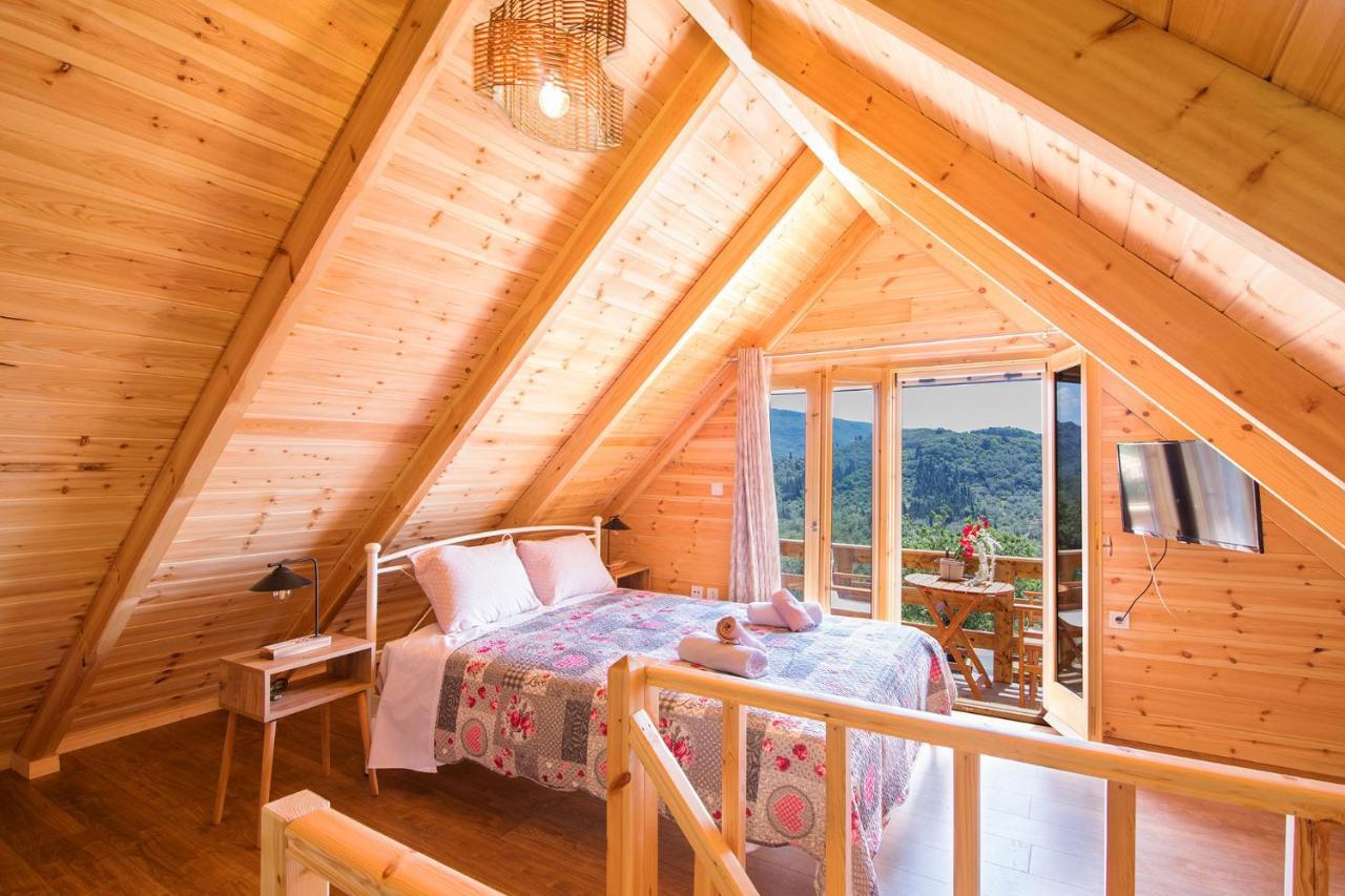 Romantic Tree House