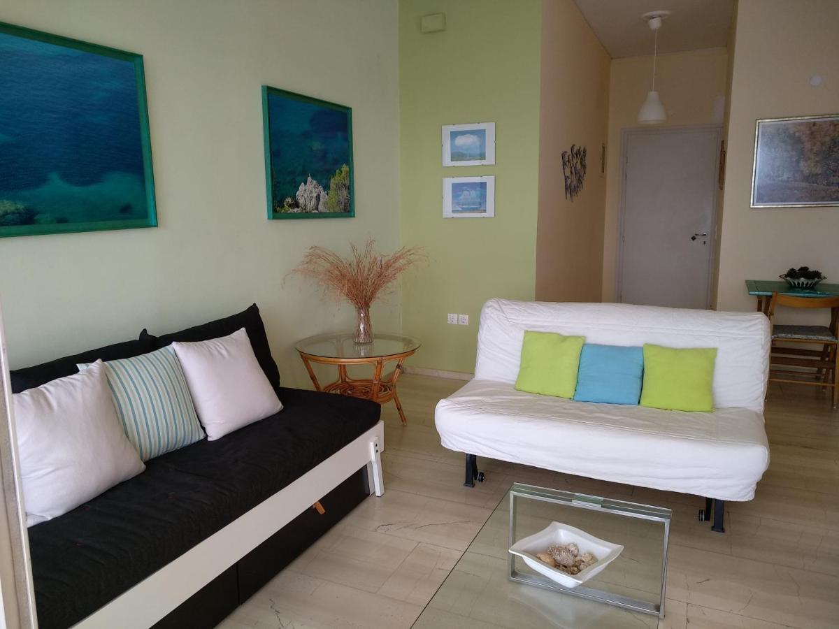 Apartment Beachfront With Private Path To The Sea *