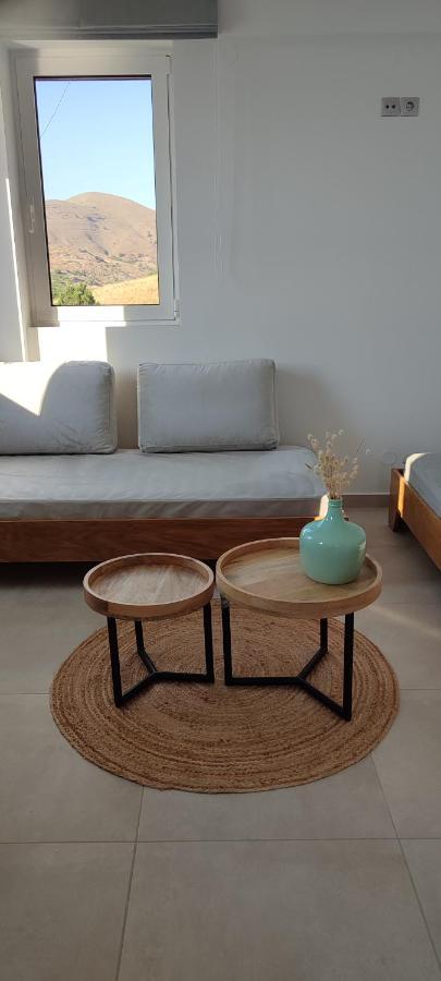 Theasis Limnos - 1st Floor