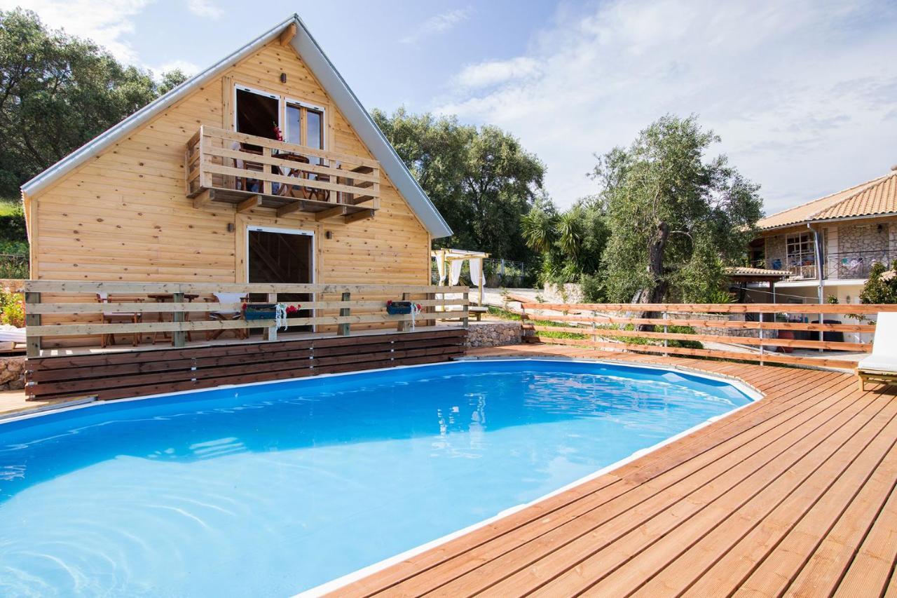 Holiday home Romantic Tree House