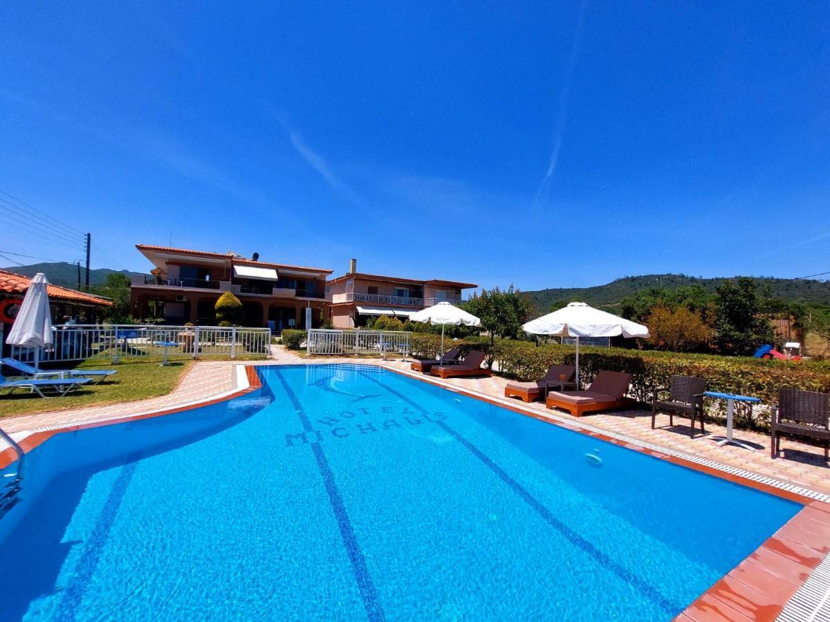 House Michalis Aparthotel *