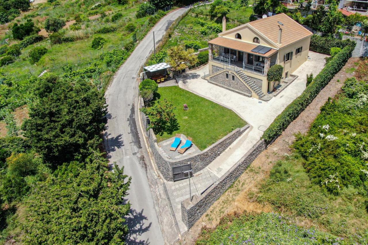 Villa Corfu Nikolas *