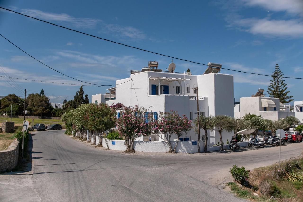 Livadia Seaside 13 Guest house *