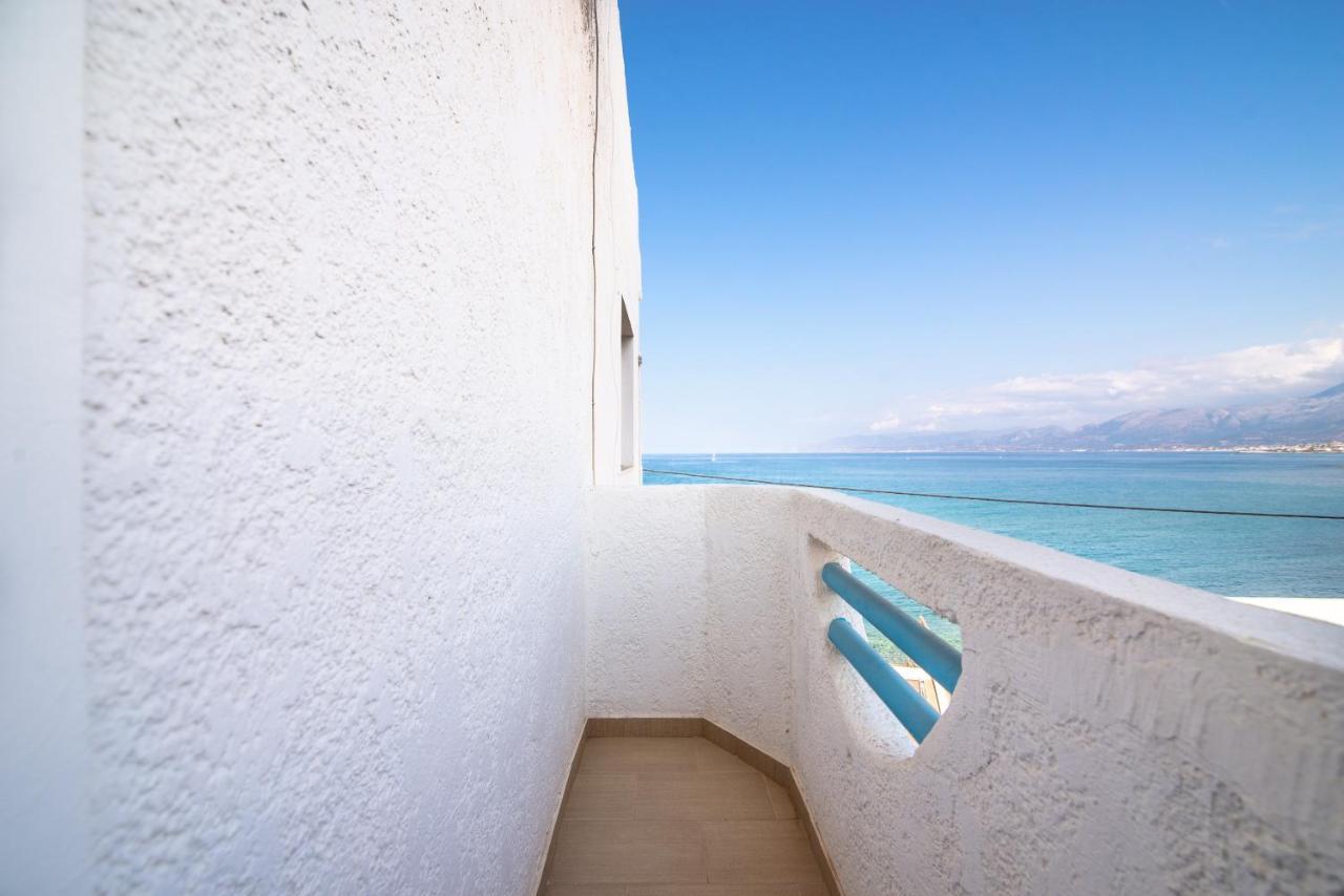 Apartment Seaside With View In The Heart Of