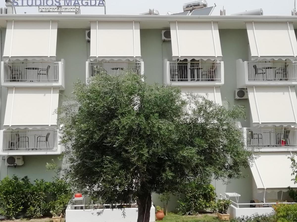 Aparthotel Magda Paralia Vrachou