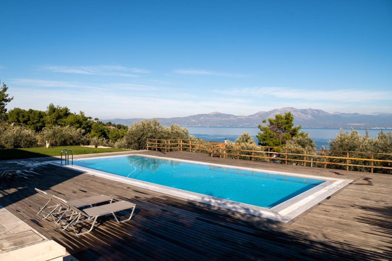 / Sea View And Pool Nearby Athens *
